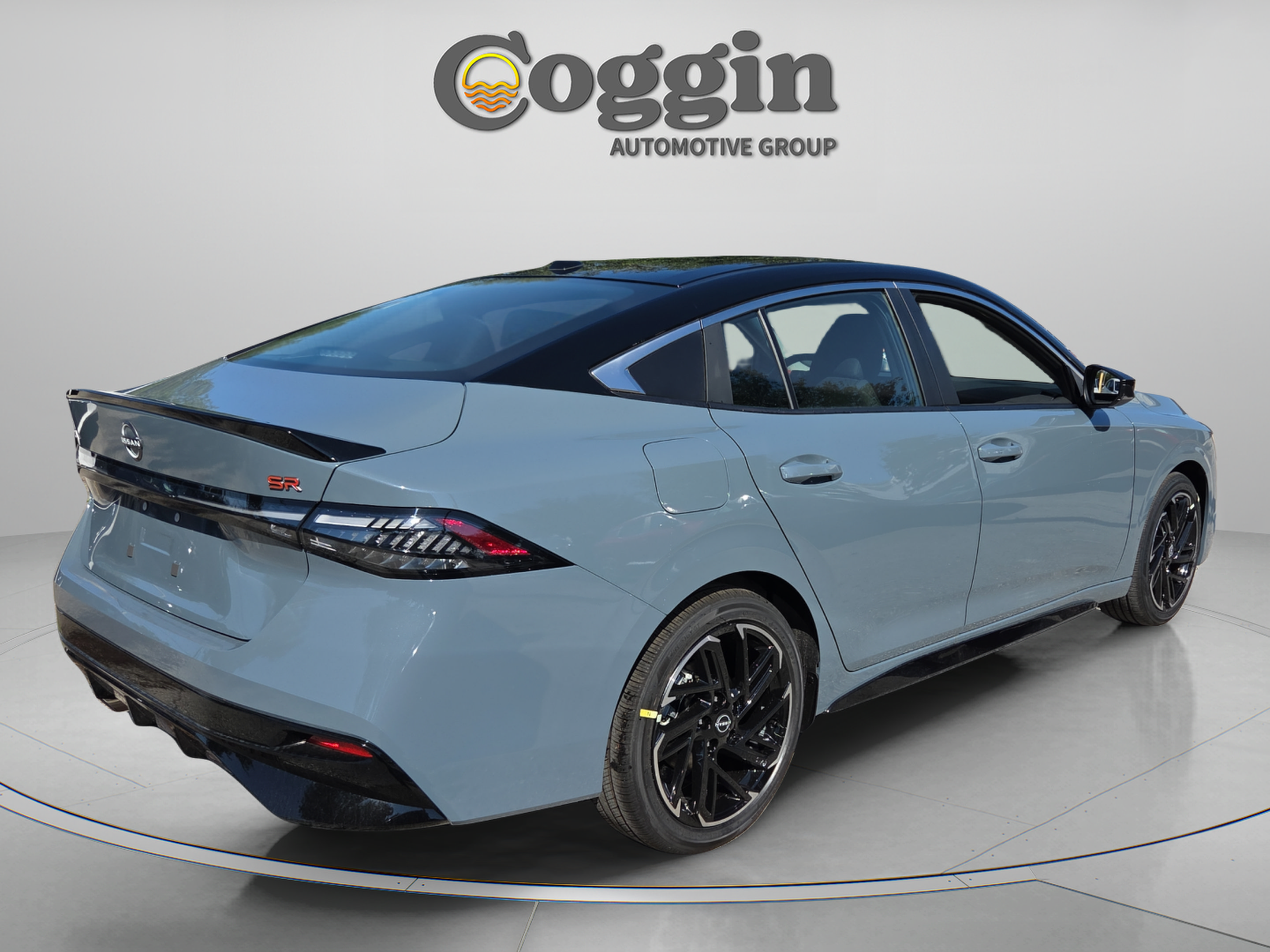 New 2026 Nissan Sentra SR w/ Floor Mat Package FWD image 5