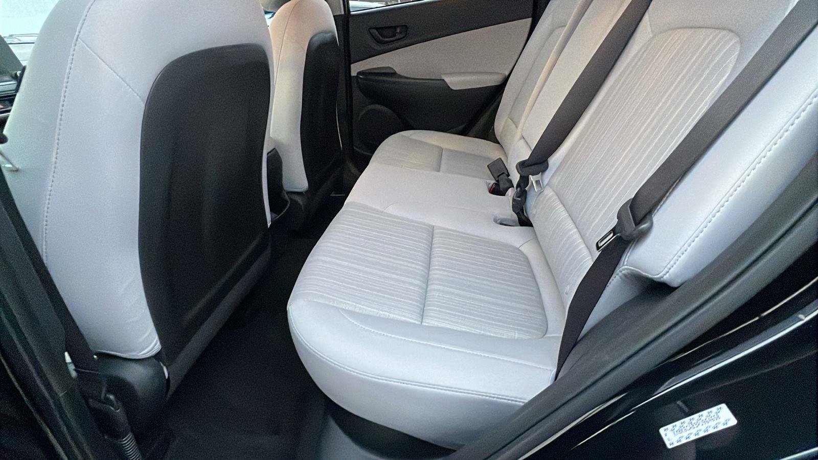 Used 2023 Hyundai Kona SEL w/ Cargo Package image 18