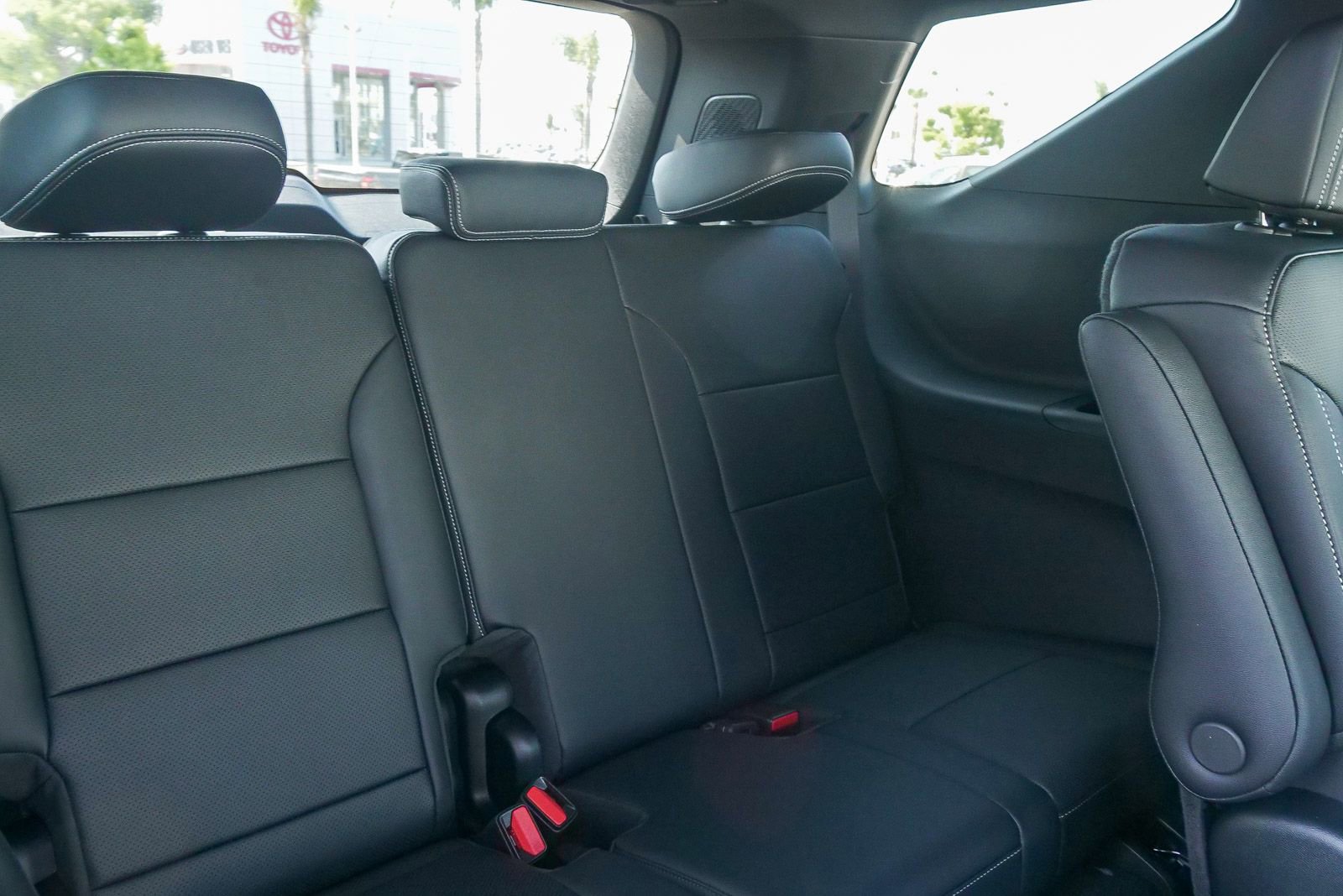 New 2026 Chevrolet Traverse LT w/ Driver Confidence Package FWD image 16