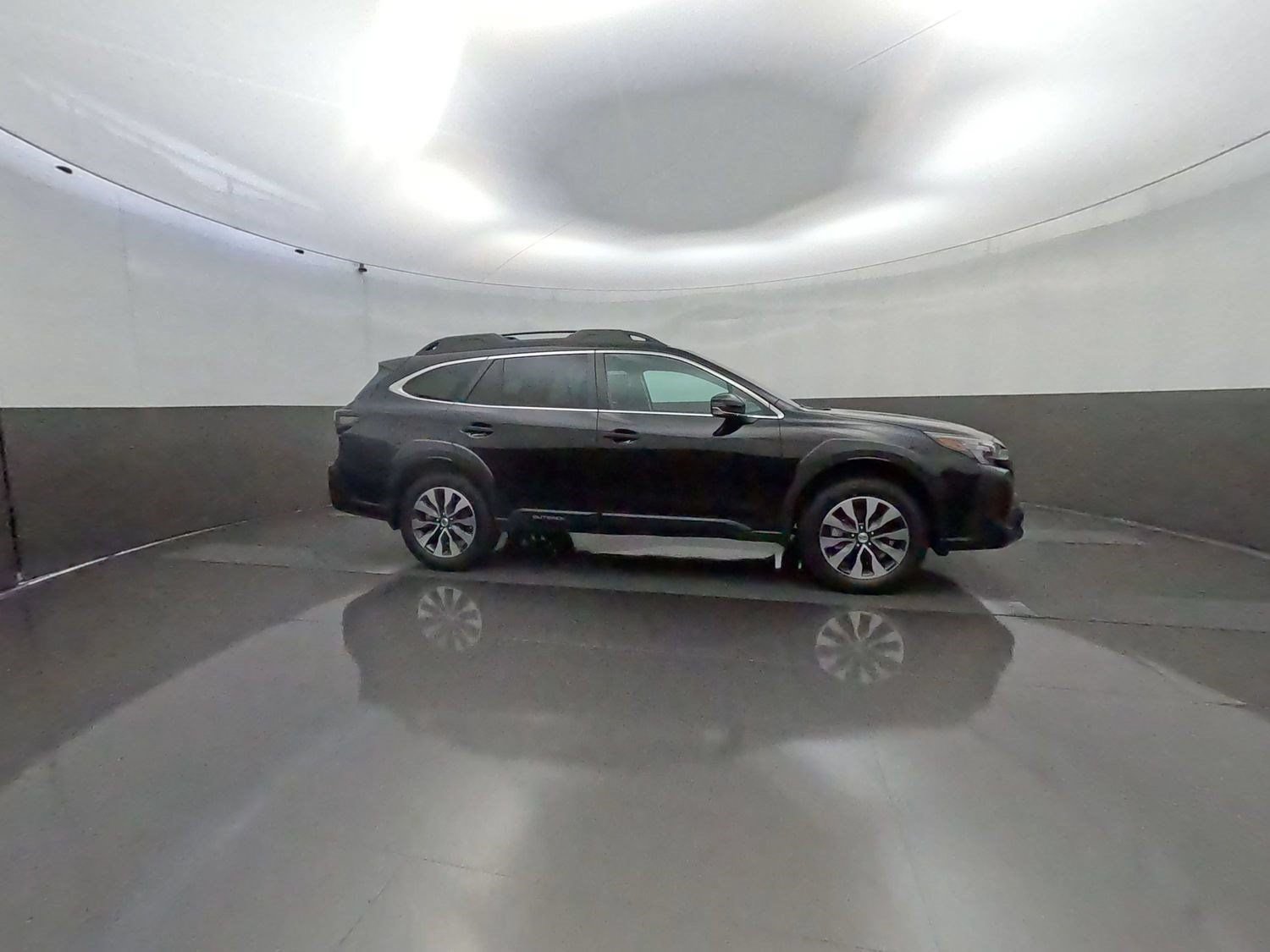 Used 2023 Subaru Outback Limited AWD/4WD image 11