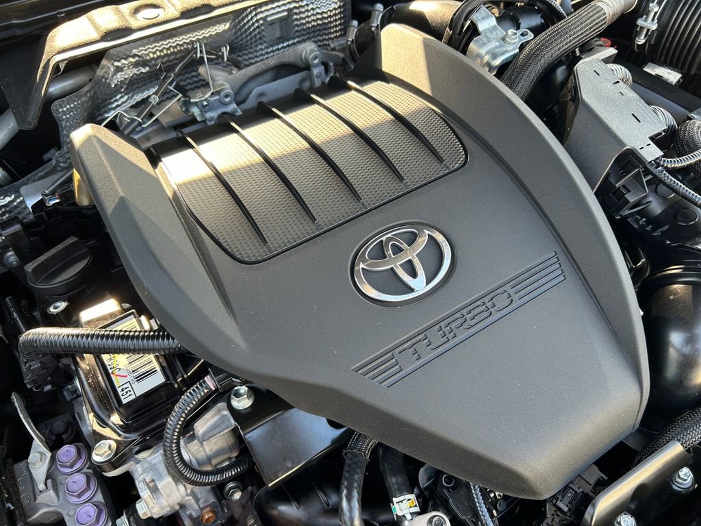 Used 2025 Toyota Crown Platinum image 30