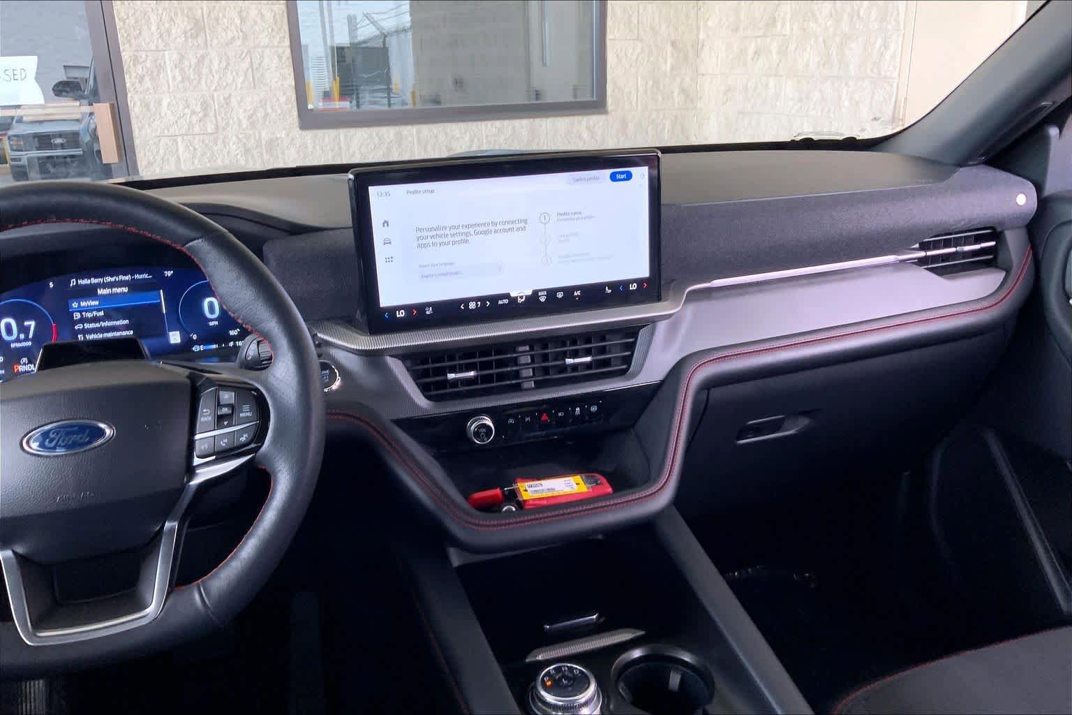Used 2025 Ford Explorer ST-Line AWD/4WD image 7