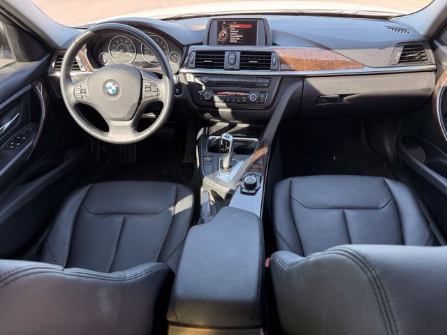 Used 2015 BMW 320i xDrive Sedan AWD/4WD image 13