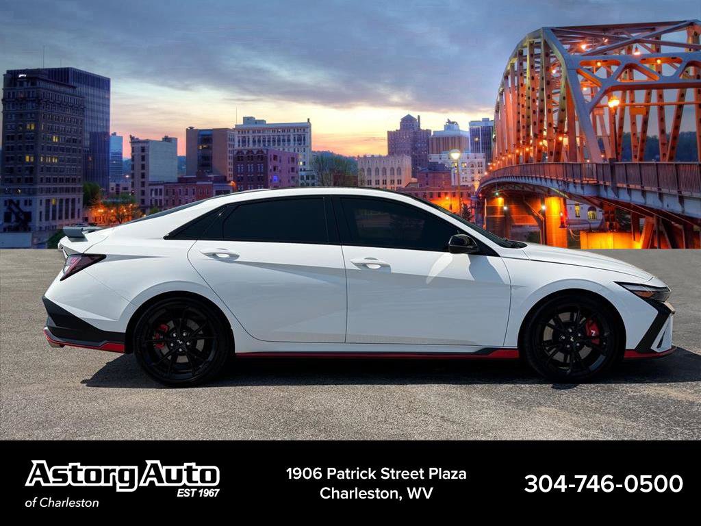 Used 2026 Hyundai Elantra N FWD image 2