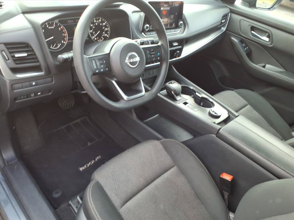 Used 2024 Nissan Rogue SV AWD/4WD image 12