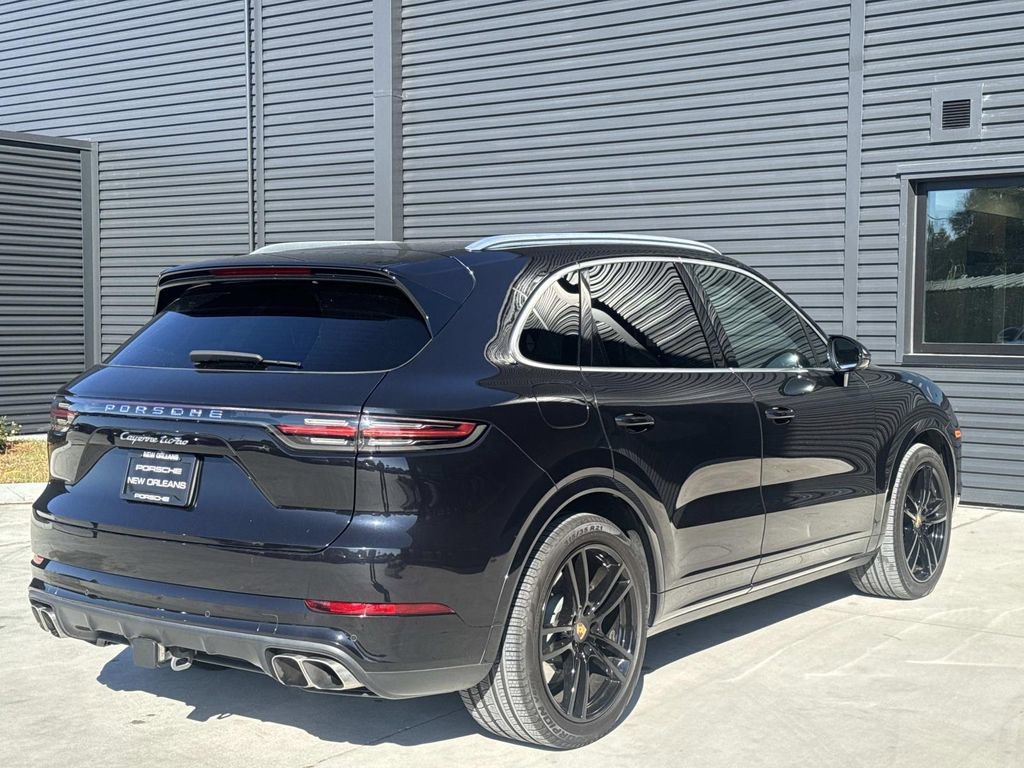 Used 2021 Porsche Cayenne Turbo image 11