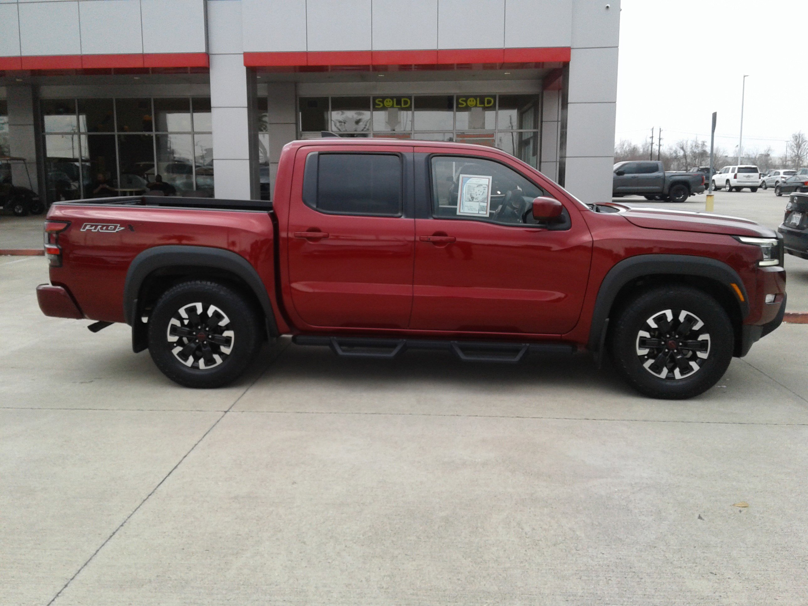 Used 2023 Nissan Frontier Pro-X w/ Technology Package image 8