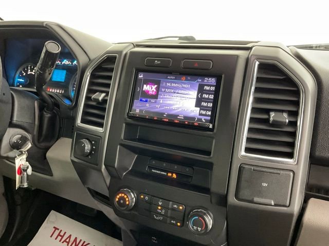 Used 2016 Ford F150 XLT AWD/4WD image 17
