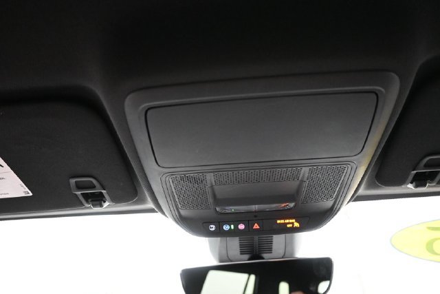 Used 2025 Chevrolet Equinox LT w/ Safety and Technology Package AWD/4WD image 12