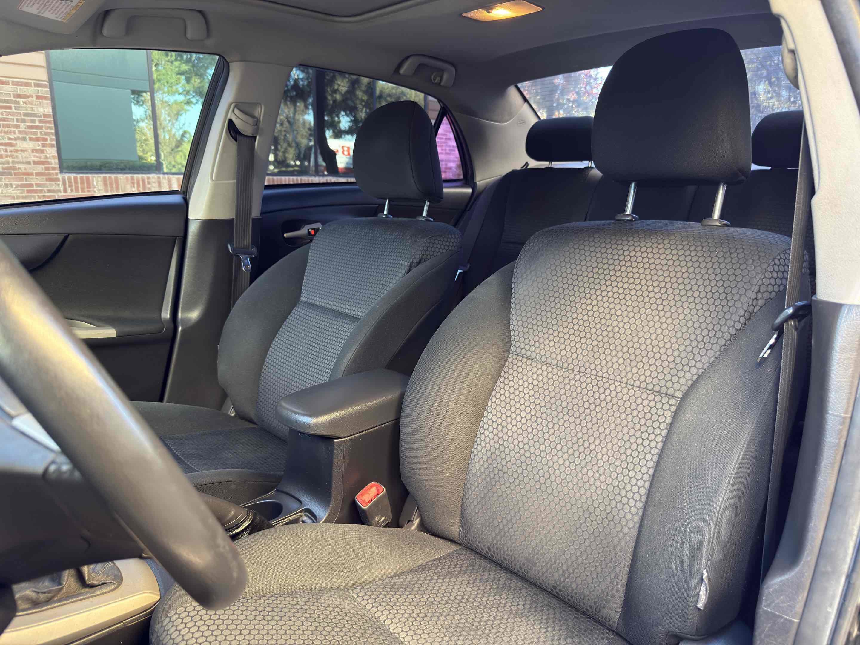 Used 2010 Toyota Corolla XRS image 32