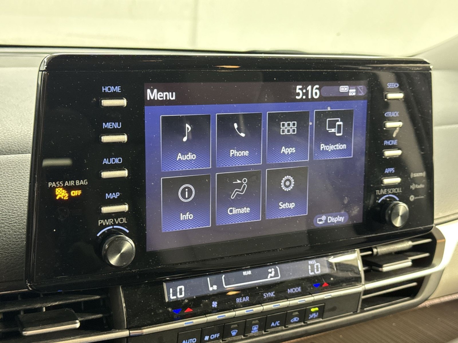 Used 2023 Toyota Sienna LE FWD image 30