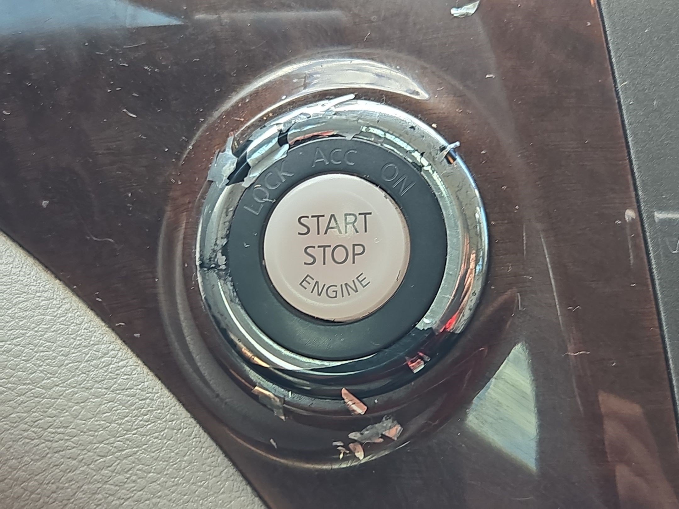 Used 2015 Nissan Quest S FWD image 14