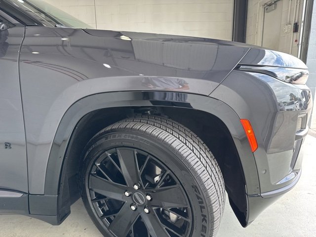 Used 2024 Jeep Wagoneer Launch Edition image 4