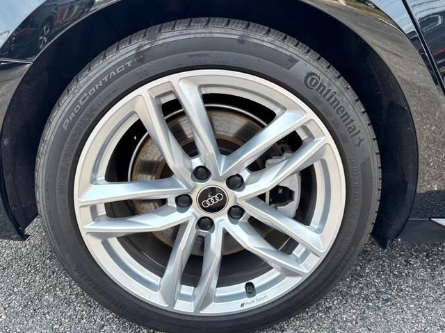 Used 2023 Audi A4 2.0T Premium Plus w/ Premium Plus Package AWD/4WD image 15