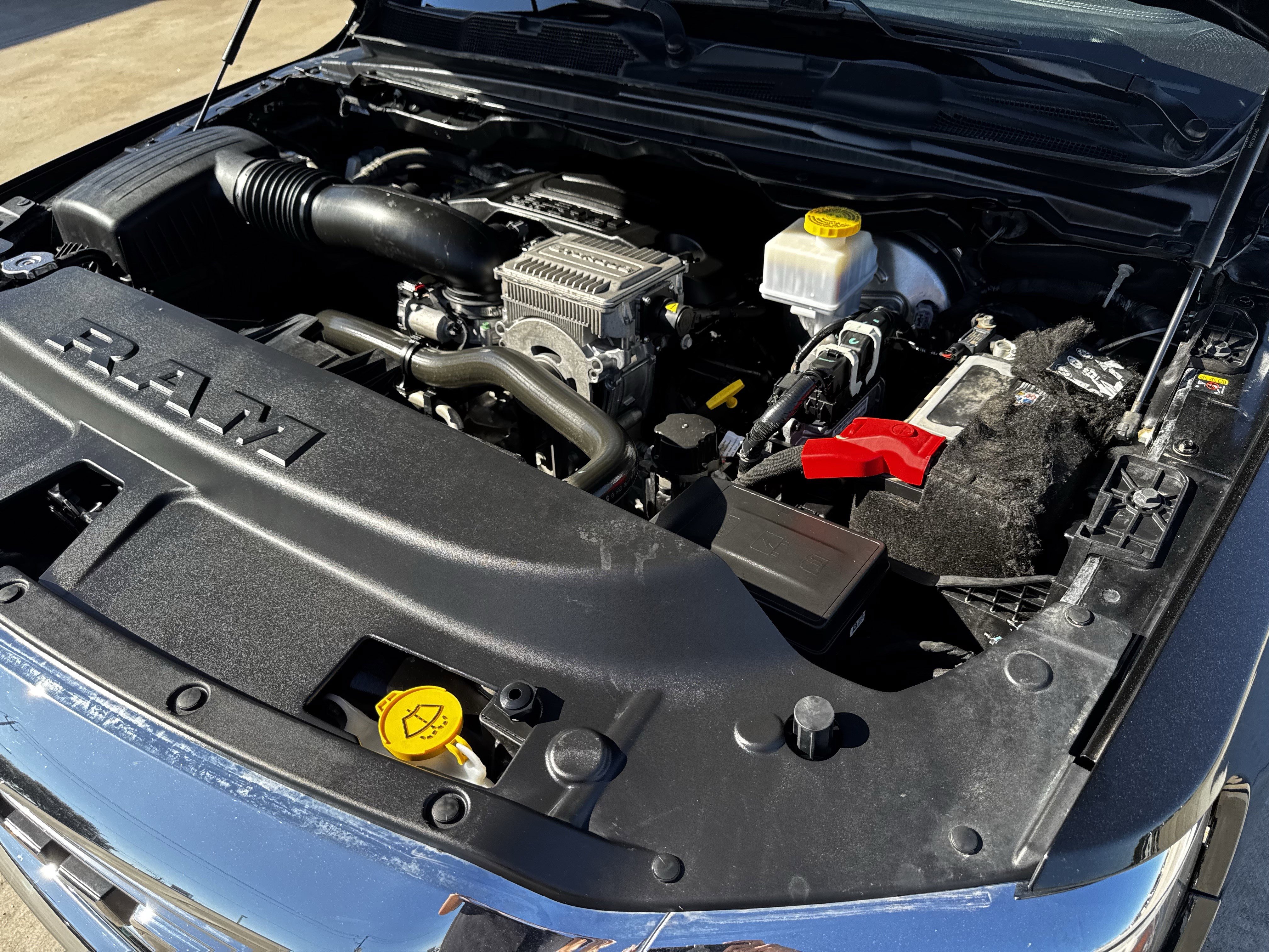 Used 2024 RAM 1500 Laramie image 35