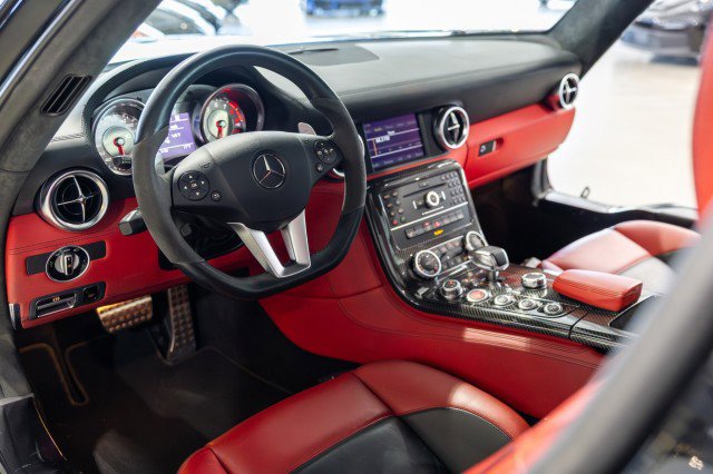 Used 2012 Mercedes-Benz SLS AMG Coupe image 40