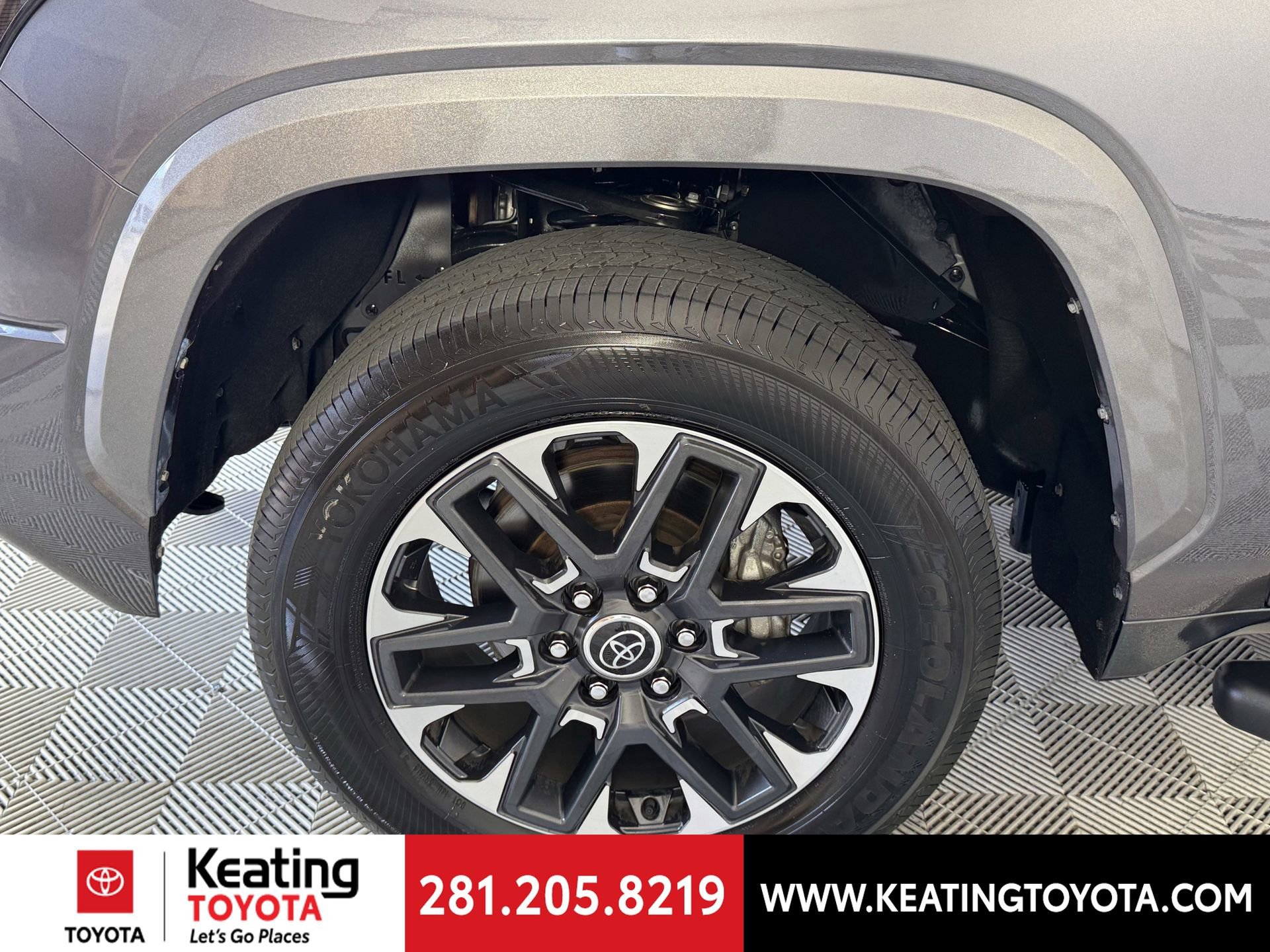 Used 2024 Toyota Tundra Limited AWD/4WD image 29