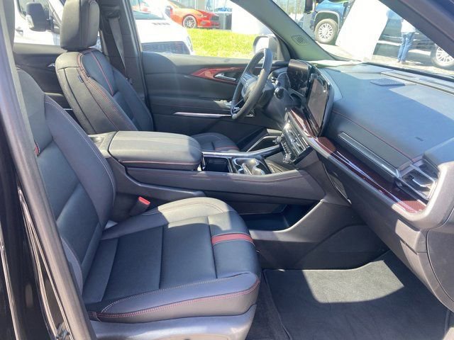 Used 2026 Chevrolet Traverse RS AWD/4WD image 23
