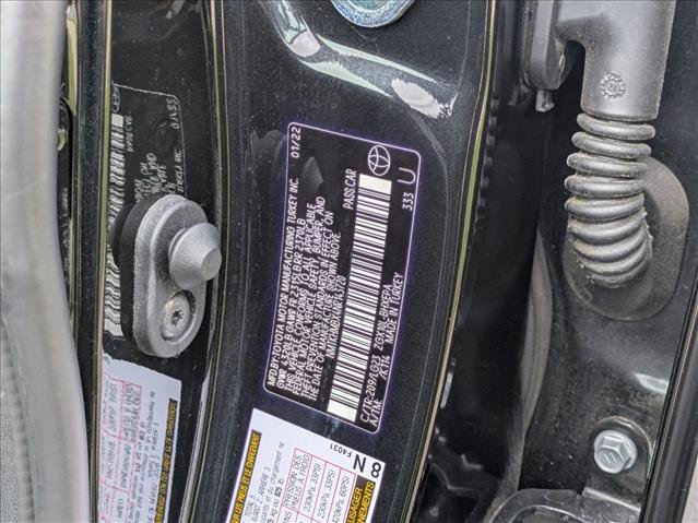 Used 2022 Toyota C-HR Limited image 24