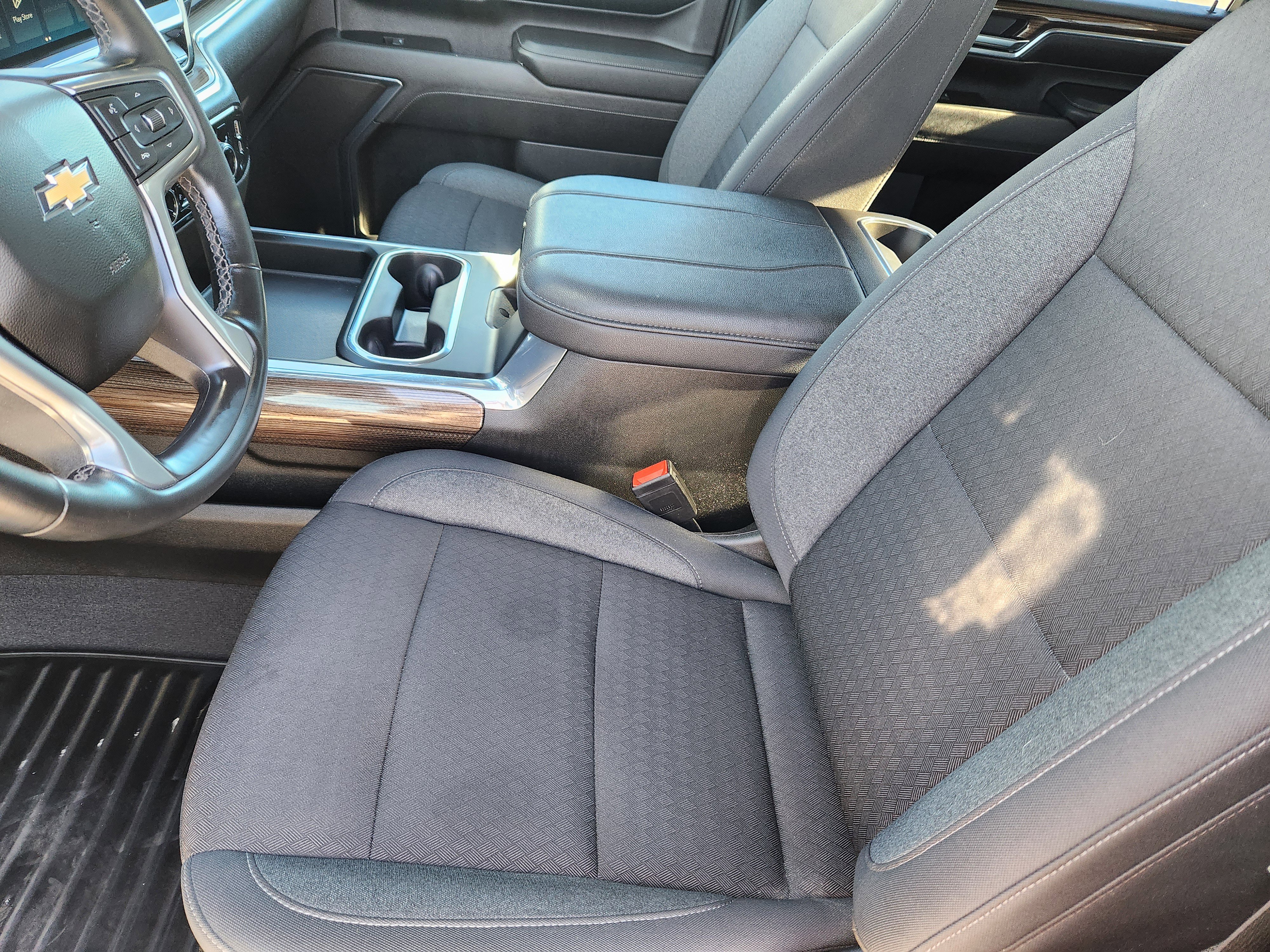 Certified 2024 Chevrolet Silverado 2500 LT w/ Safety Package image 9