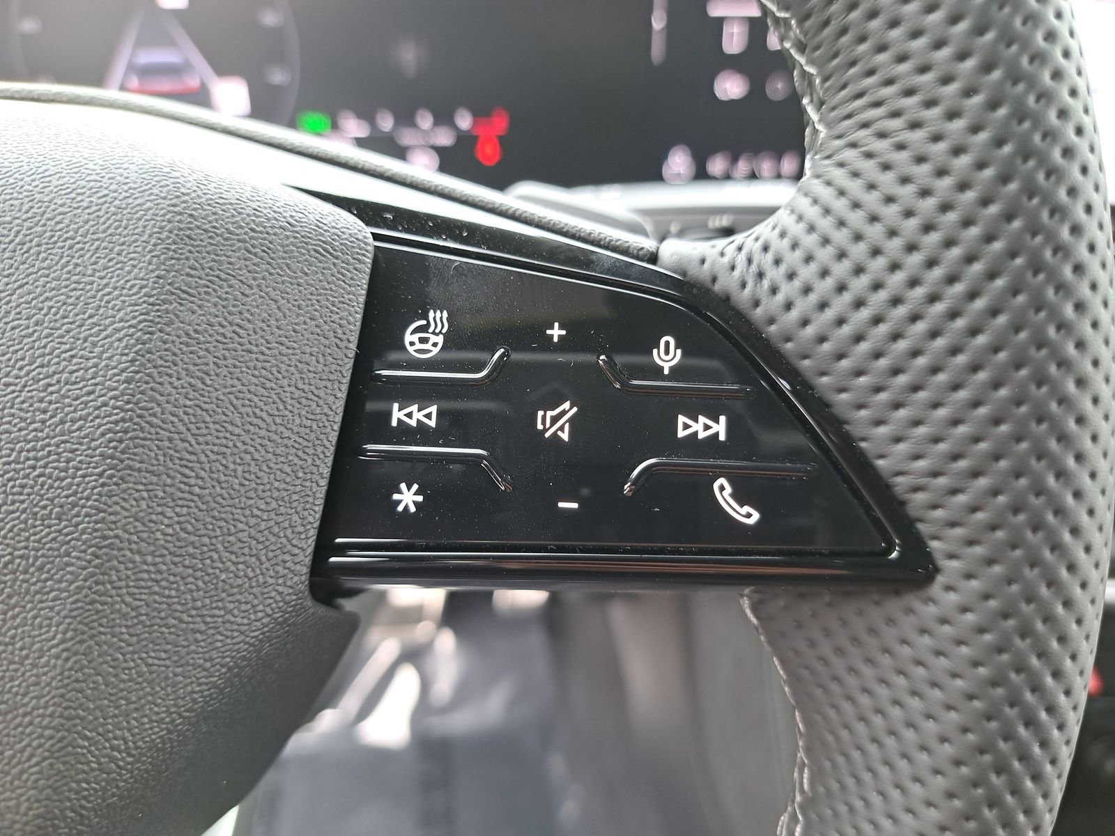 New 2025 Audi SQ5 Premium Plus image 19