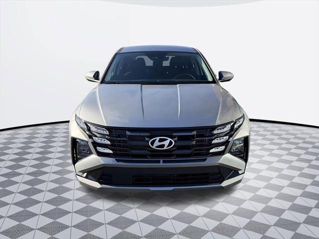 New 2026 Hyundai Tucson Blue SE image 3
