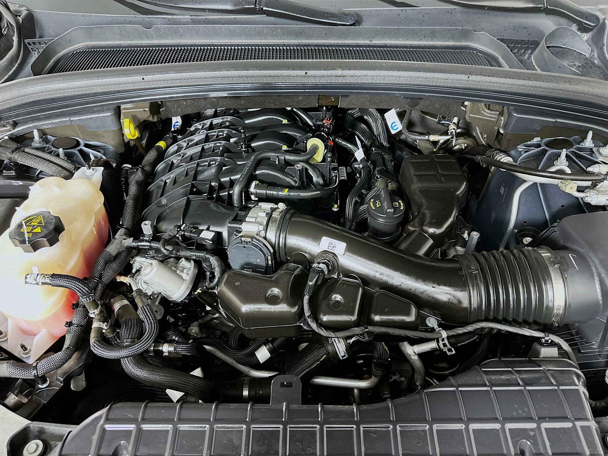 Used 2024 Jeep Grand Cherokee L Limited w/ Luxury Tech Group II image 36