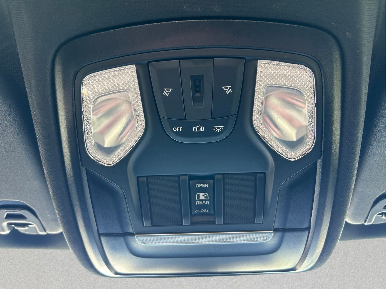 Used 2024 RAM 1500 Tradesman w/ Night Edition AWD/4WD image 34