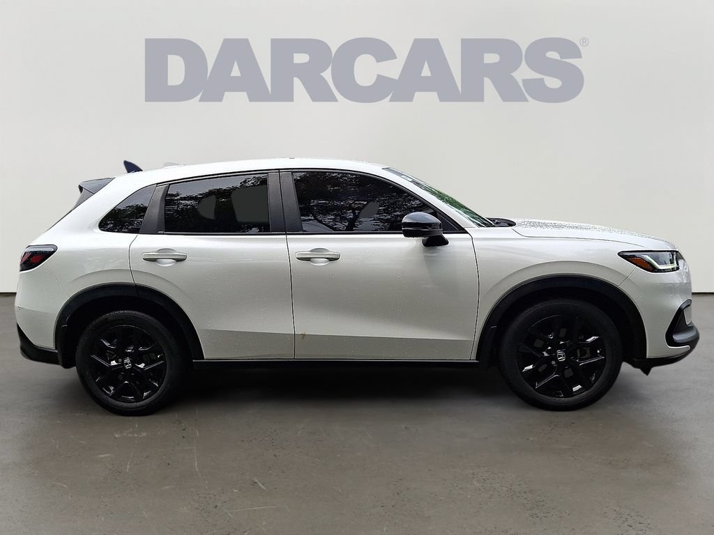 Used 2023 Honda HR-V Sport image 7