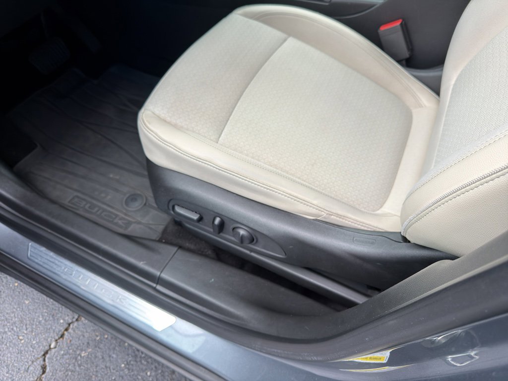 Used 2022 Buick Encore GX Preferred w/ Cold Weather Comfort Package image 14