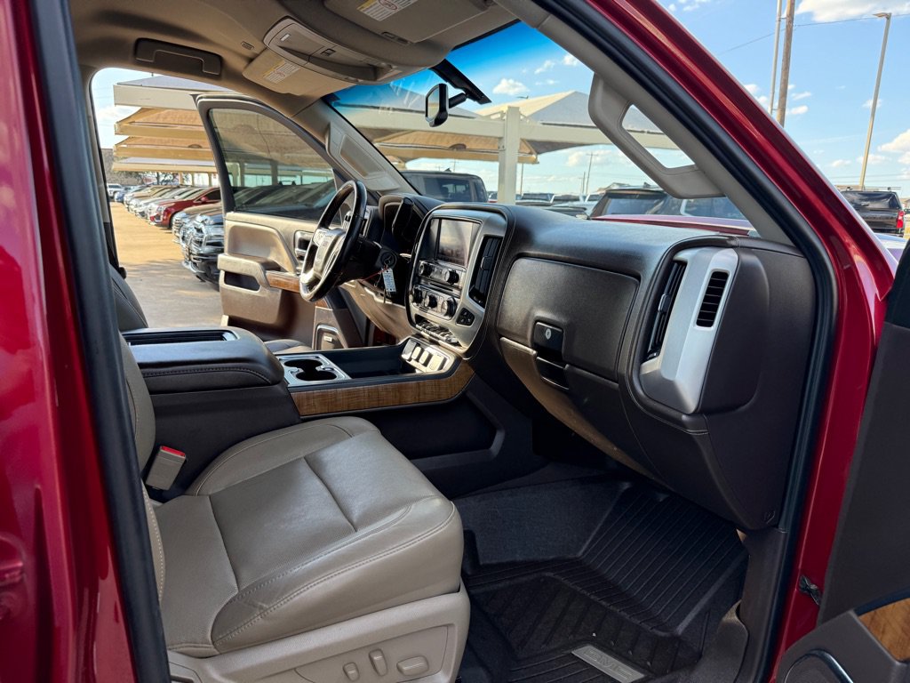 Used 2019 GMC Sierra 2500 SLT w/ Duramax Plus Package AWD/4WD image 19