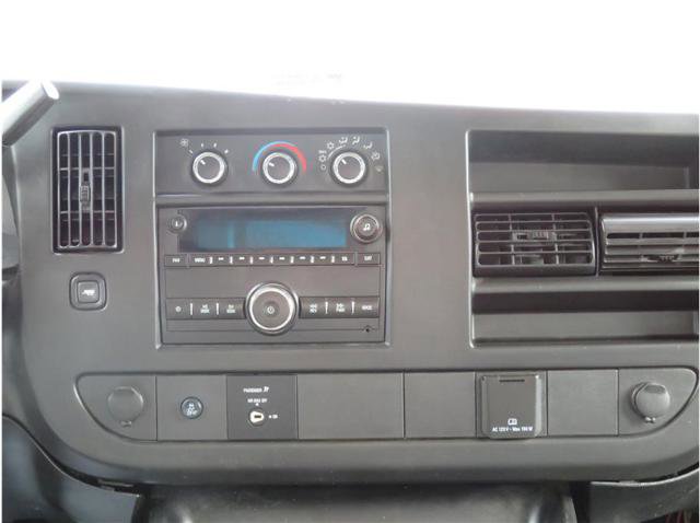 Used 2015 Chevrolet Express 3500 image 5