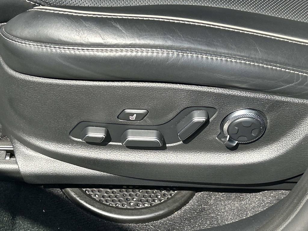 Used 2024 Genesis GV80 3.5T AWD/4WD image 17