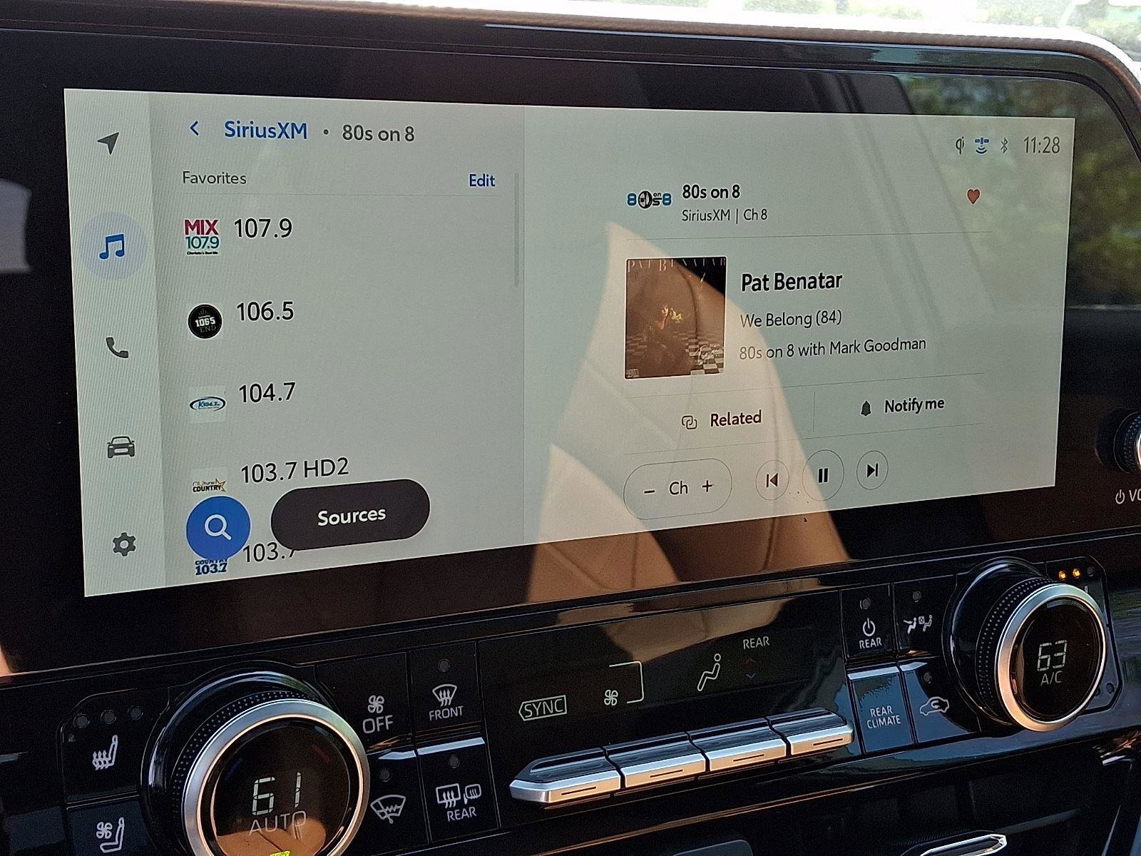 Used 2025 Toyota Highlander Platinum image 18