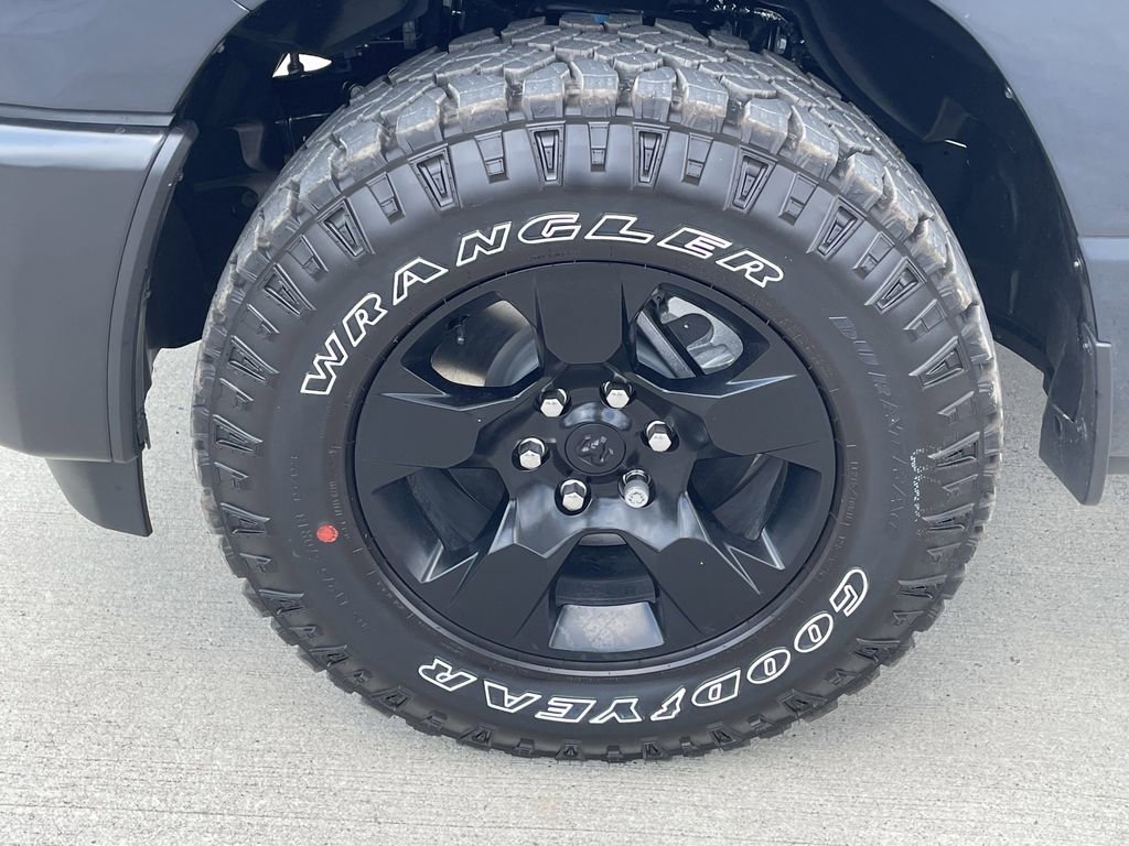 New 2026 RAM 1500 Laramie w/ Night Edition image 9