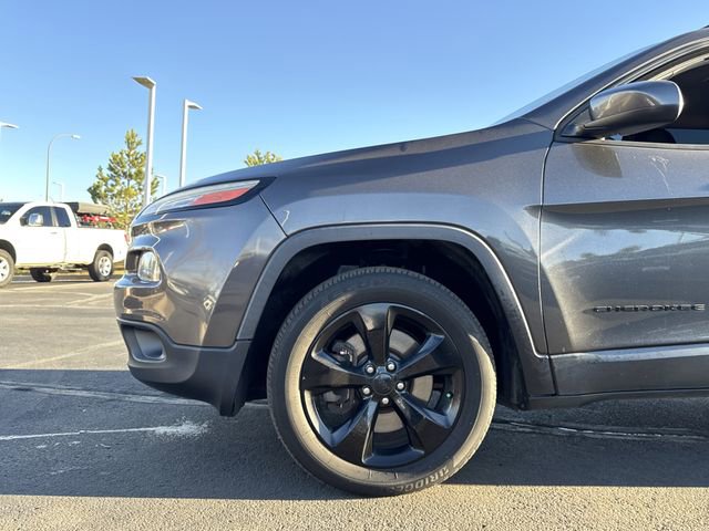 Used 2016 Jeep Cherokee Latitude w/ Cold Weather Group image 25