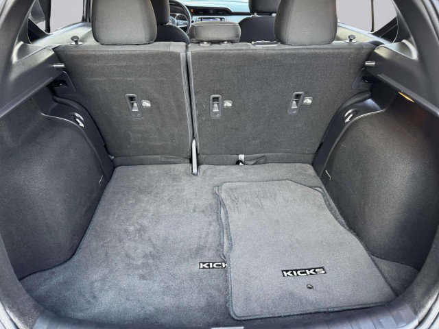 Used 2020 Nissan Kicks S image 49