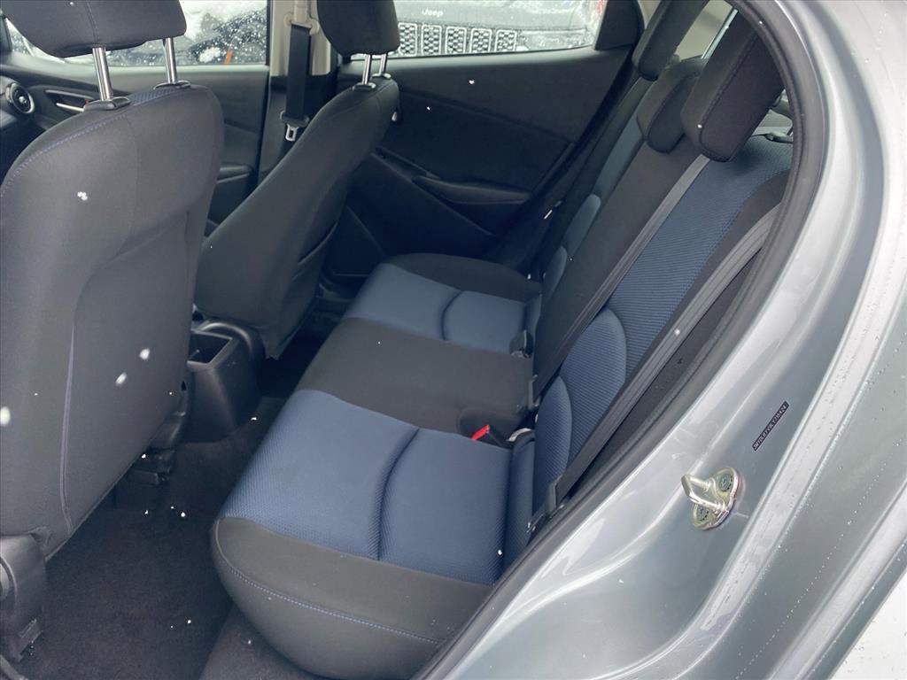 Used 2020 Toyota Yaris LE image 17