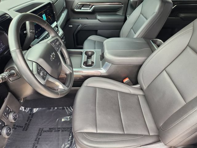 Used 2024 Chevrolet Silverado 2500 LTZ w/ LTZ Plus Package AWD/4WD image 4