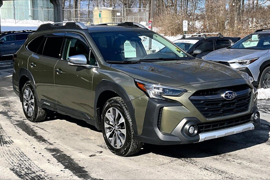 Certified 2025 Subaru Outback Touring XT w/ Tech Package 2 image 19