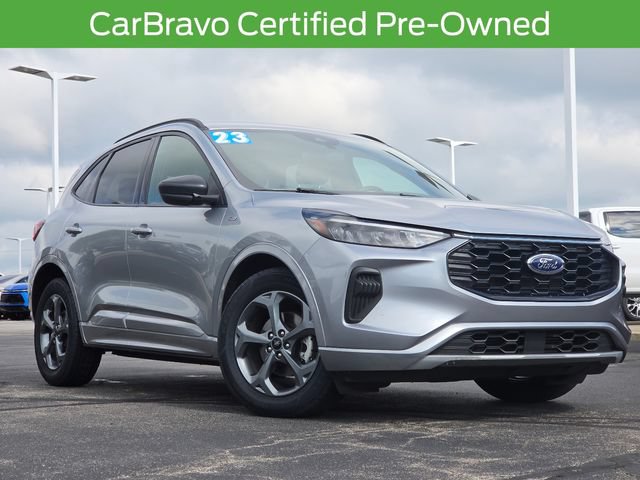 Used 2023 Ford Escape ST-Line w/ Tech Pack #1 FWD image 2