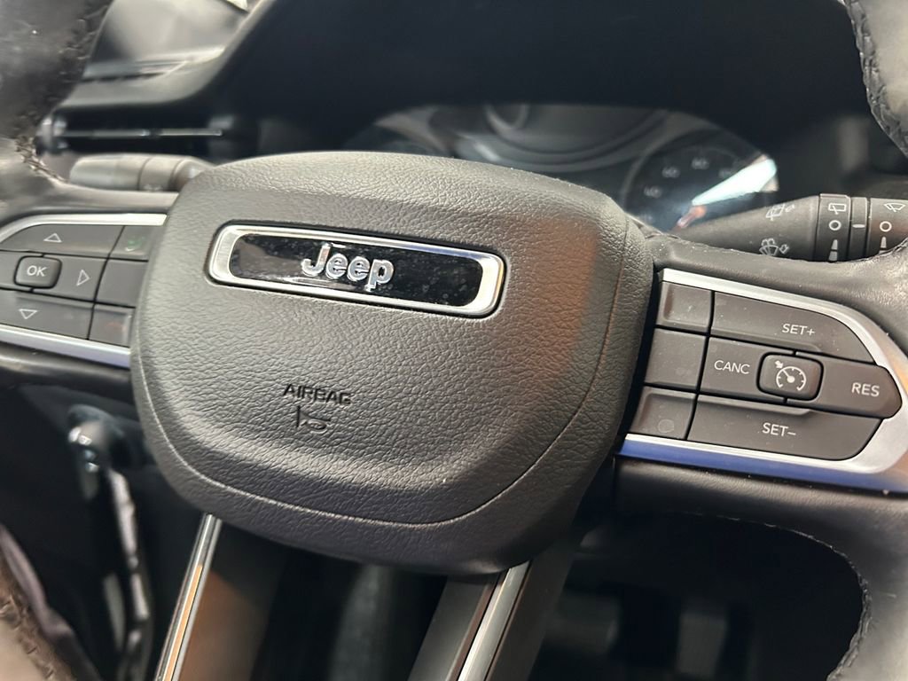 Used 2022 Jeep Compass Altitude w/ Convenience Group image 32