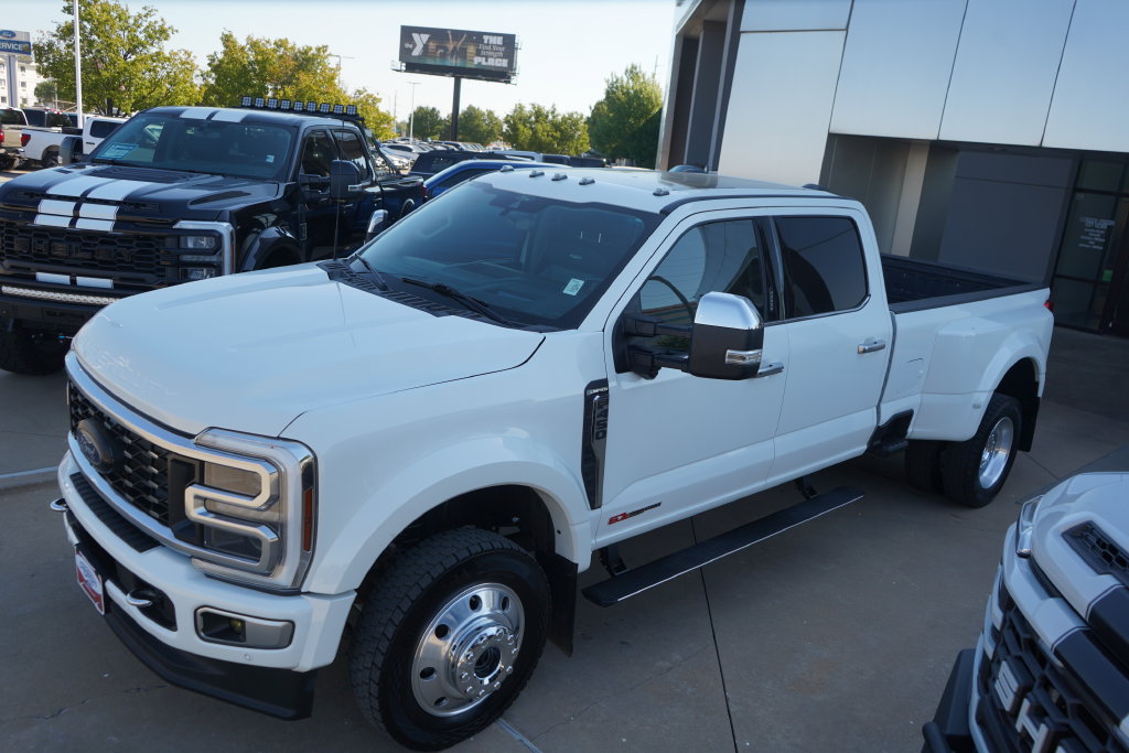 Certified 2024 Ford F450 Limited AWD/4WD image 15