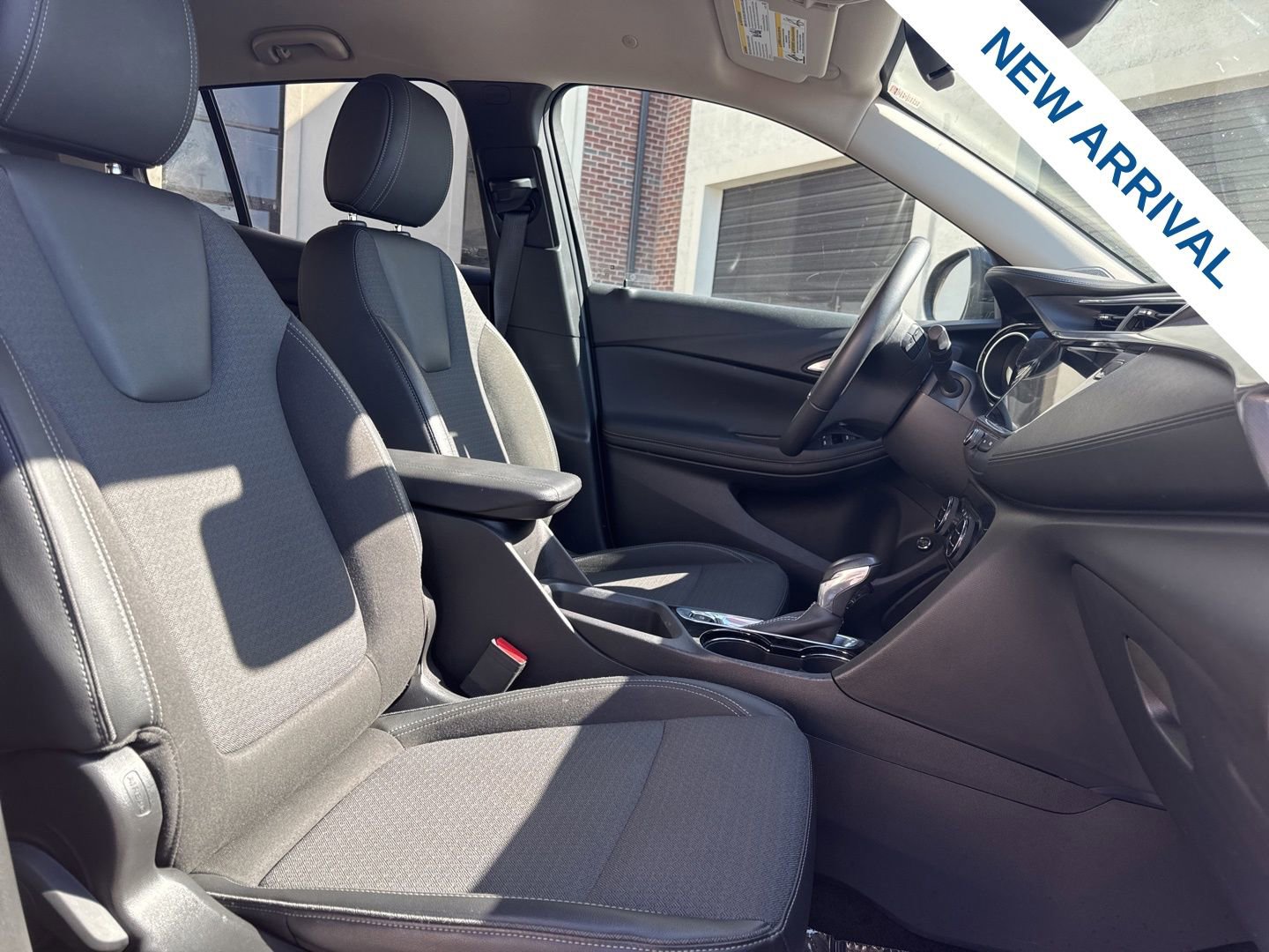 Used 2021 Buick Encore GX Select AWD/4WD image 9