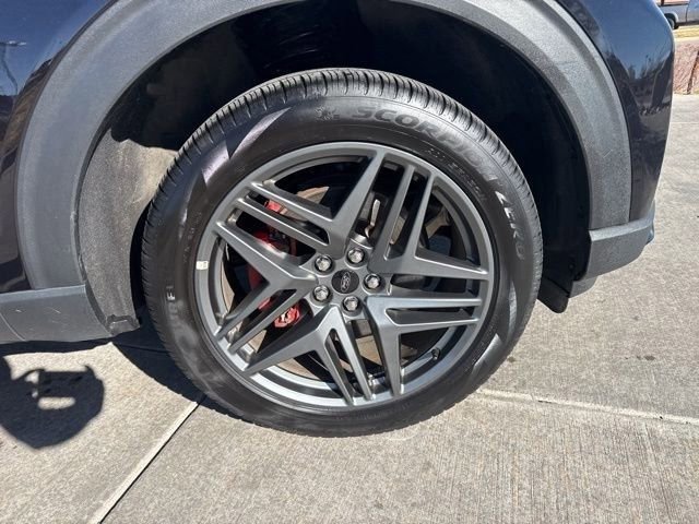 Used 2025 Ford Explorer ST-Line w/ ST-Line Street Pack image 28