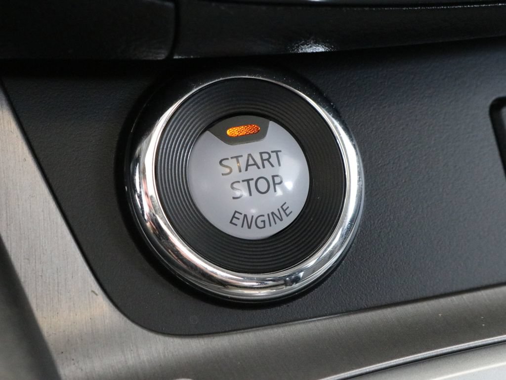 Used 2020 Nissan Murano SL w/ Moonroof Package AWD/4WD image 22