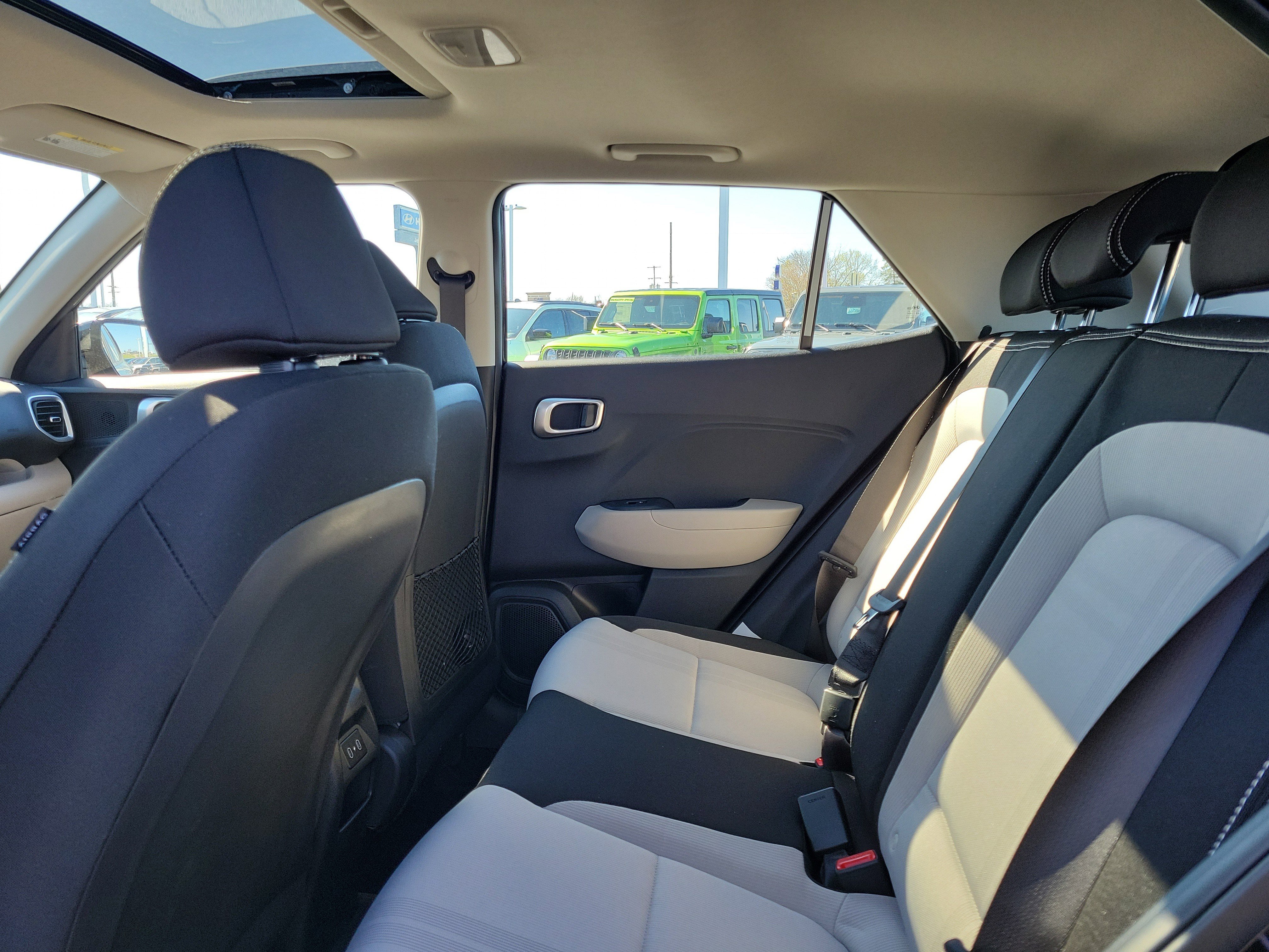 New 2026 Hyundai Venue SEL FWD image 15