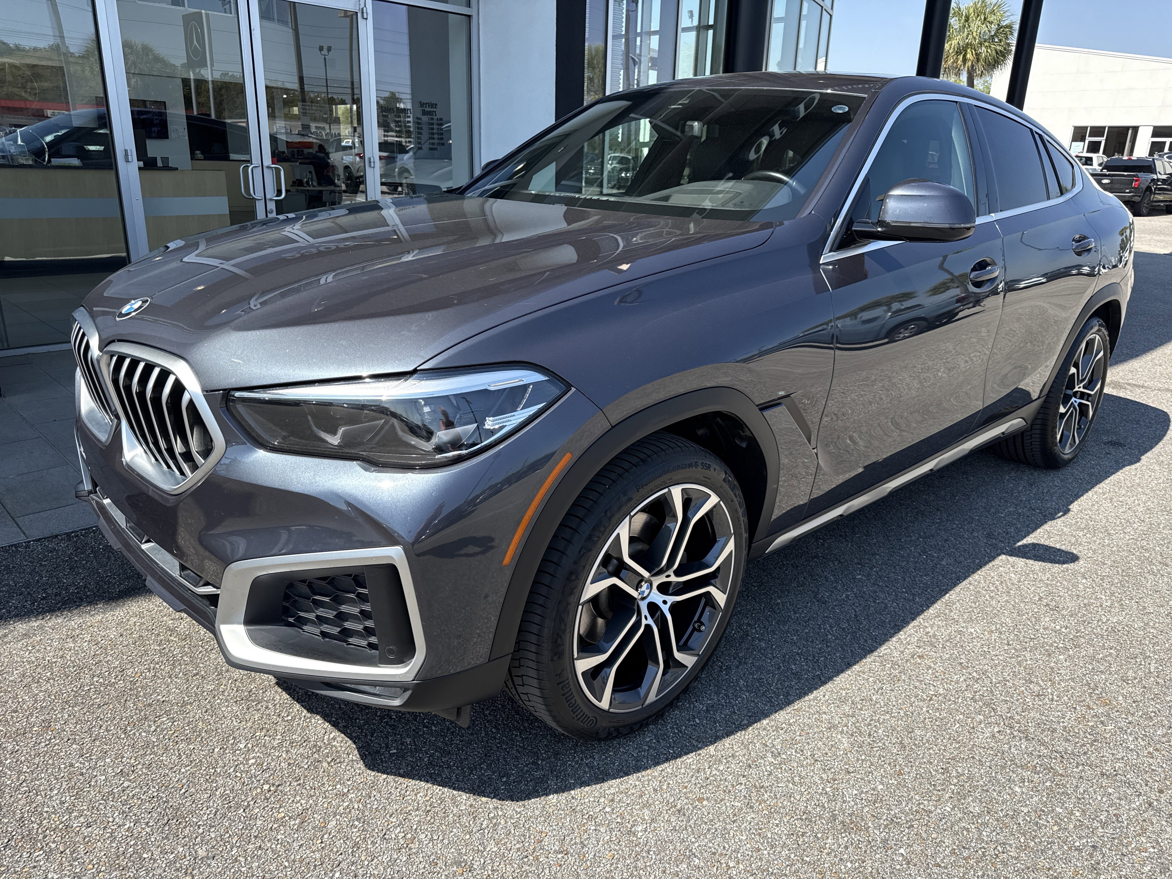 Used 2020 BMW X6 sDrive40i w/ Premium Package image 1