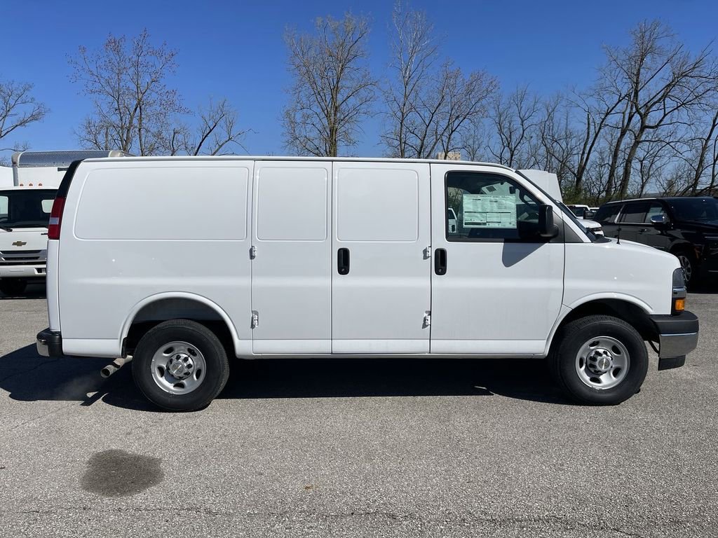 New 2026 Chevrolet Express 2500 w/ Driver Convenience Package RWD image 2
