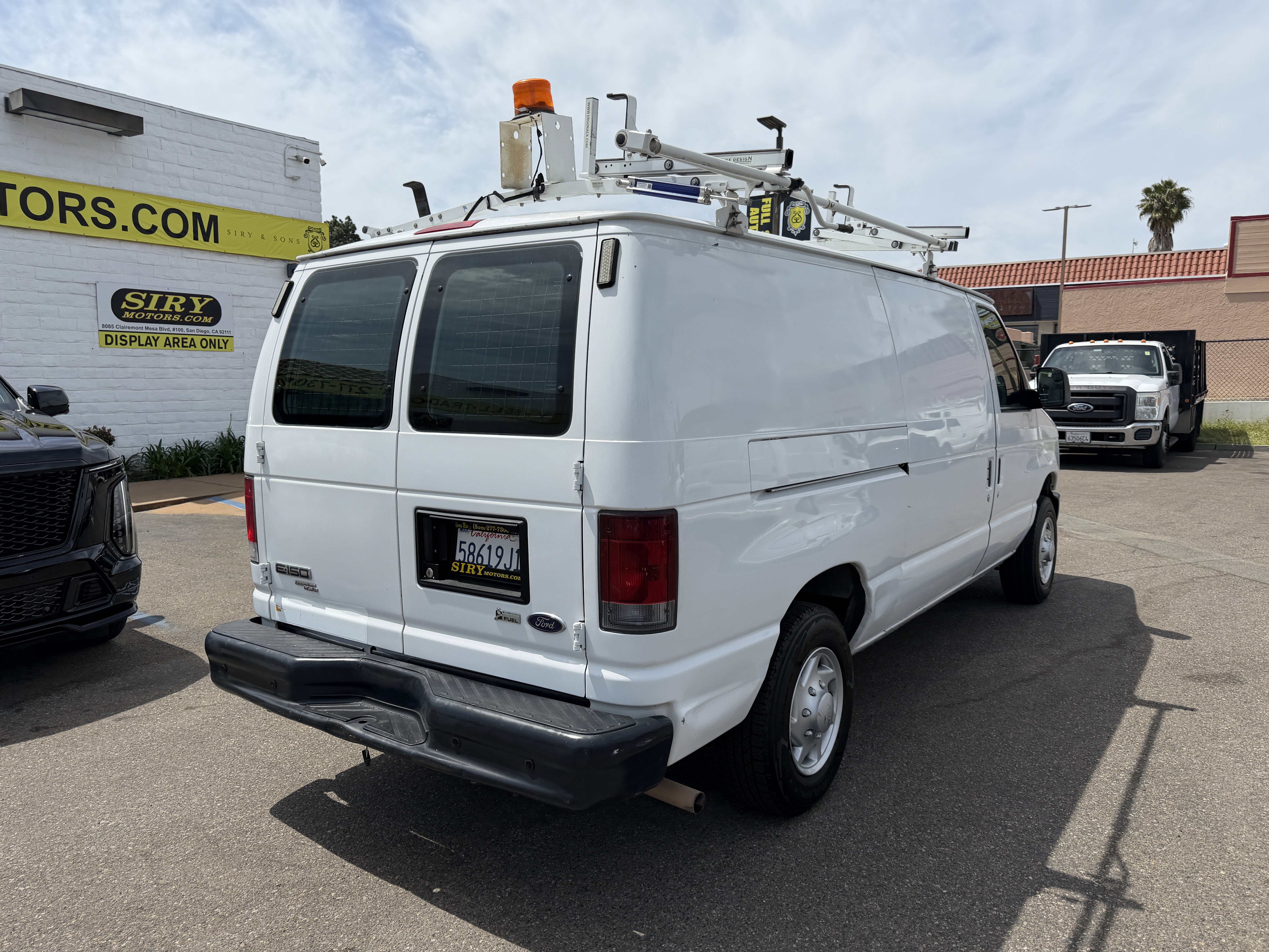 Used 2013 Ford E-150 and Econoline 150 w/ PWR Group RWD image 3